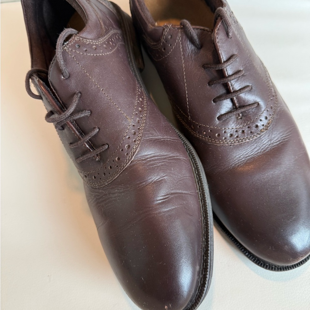 Nunn Bush Comfort Memory Foam Men’s 10 brown leather dress shoes.